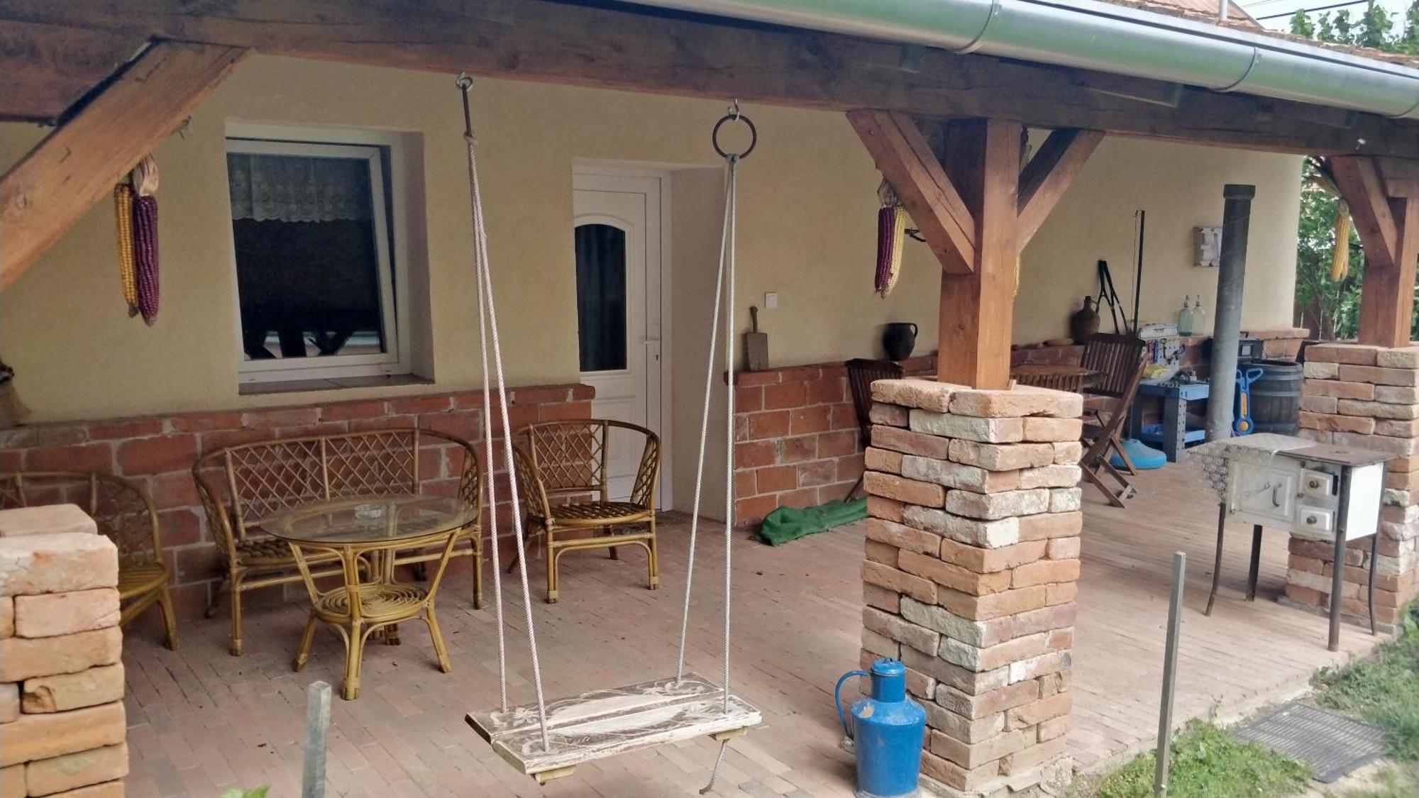 Oereghaz Vendeghaz Apartment Lakhegy Luaran gambar