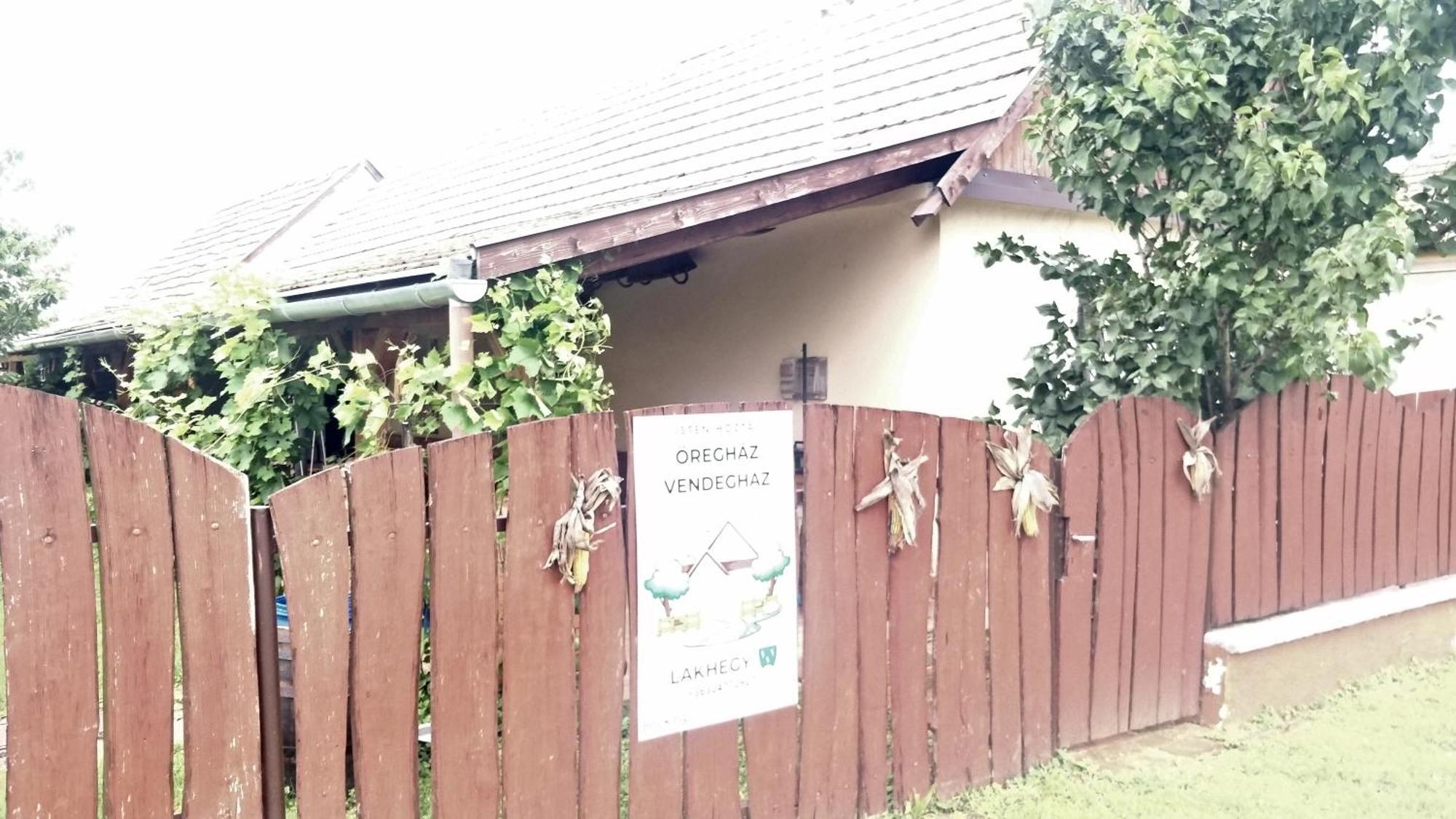 Oereghaz Vendeghaz Apartment Lakhegy Luaran gambar